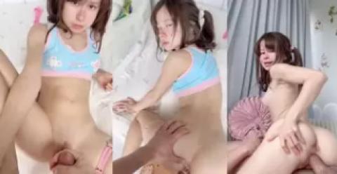 فيديو سكس محارم أختي من أبي مراهقة من تعابير وشها وجعها زبري في نيك xlxx